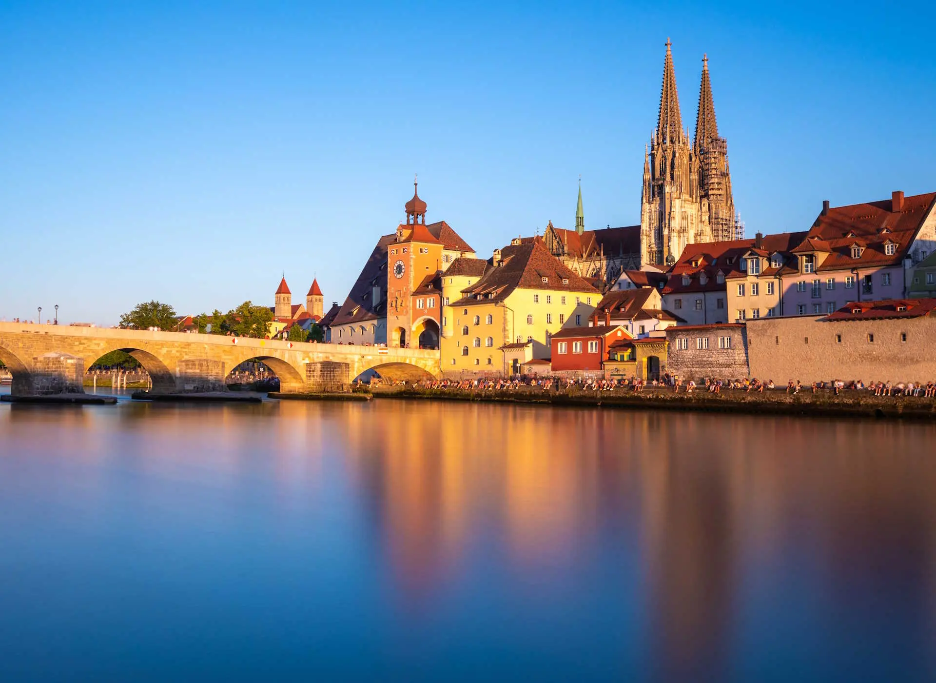 KMCG International executive search